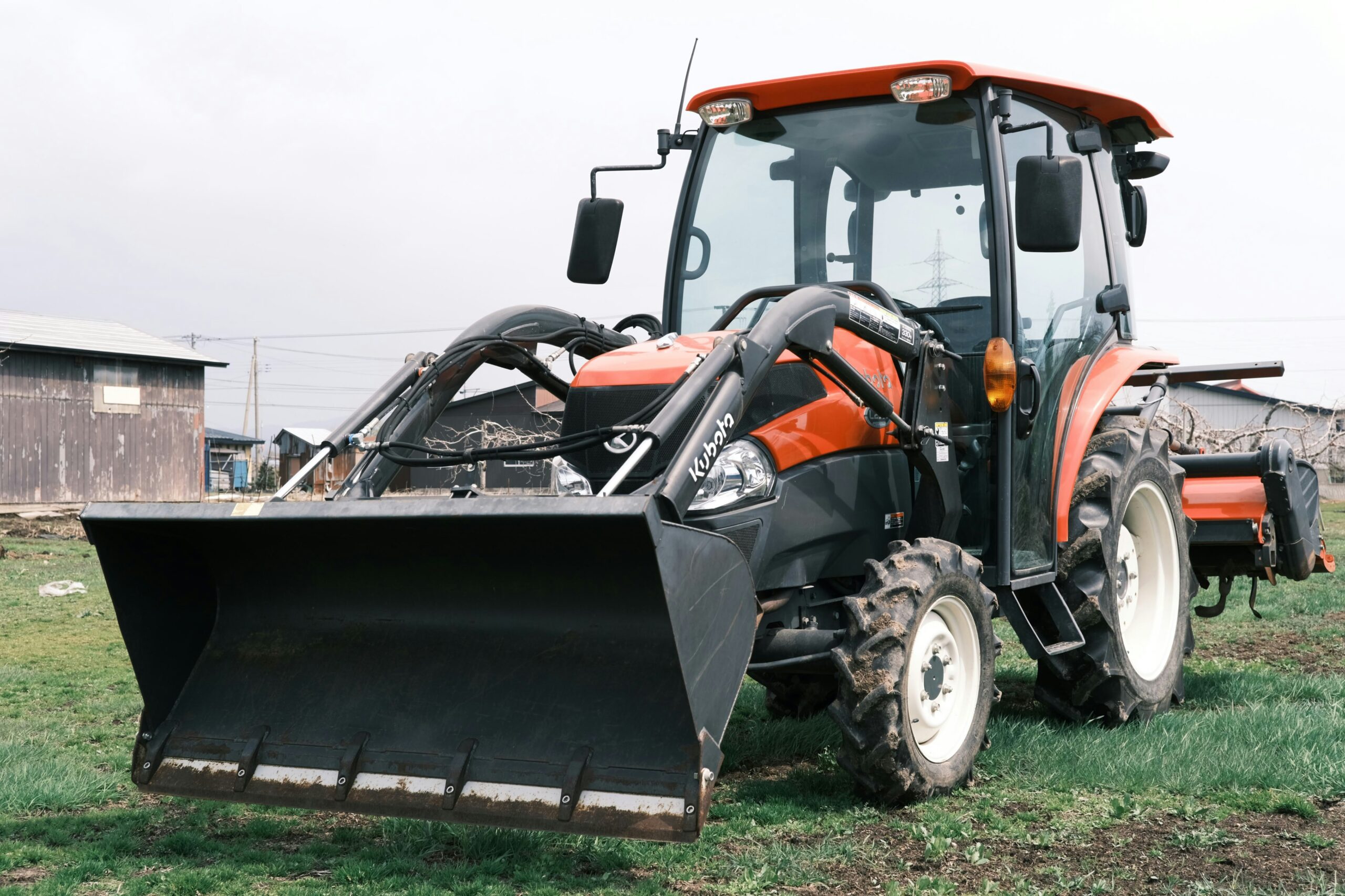 kubota tractor with front loader bucket